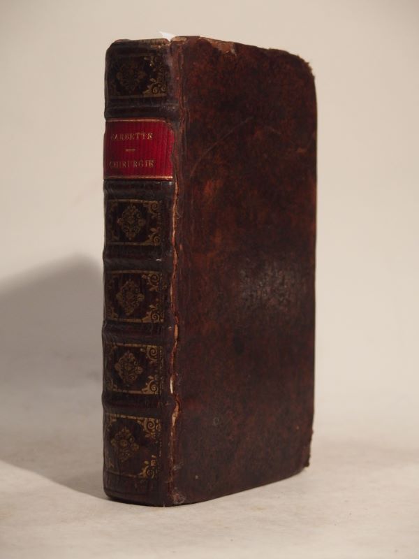 Couverture du livre Estimation du livre « oeuvres chirurgiques et anatomiques de Paul Barbette, Docteur en Médecine, et jadis fameux praticien à Amsterdam, appropriées à la circulation du sang et autres découvertes des modernes. Avec un traité de la Peste enrichi d’observations. »