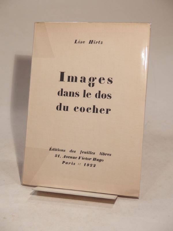 Couverture du livre Estimation du livre « images dans le dos du cocher. »