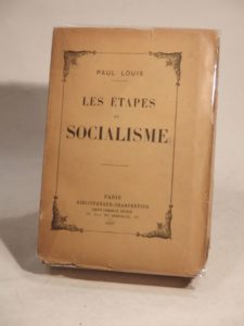 Estimation Sciences Humaines - Couverture du livre Estimation du livre « les étapes du socialisme »