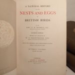 Couverture du livre Estimation du livre « a Natural History of the Nests and Eggs of British Birds. 4th edition. With 248 plates chiefly coloured by hand. In Three Volumes. »