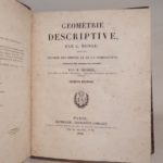 Couverture du livre Estimation du livre « géométrie descriptive, par G. Monge ; suivie d’une Théorie des ombres et de la perspective, extraite des papiers de l’auteur, par M. Brisson. Sixième édition. [SUIVI DE :] Nouveau traité de la perspective linéaire à l’usage des artistes et des écoles de dessin […] par F.-E.-V. de Clinchamp. Texte et Planches. »