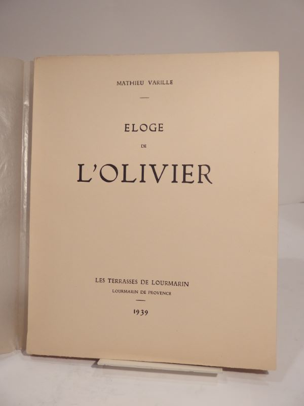 Couverture du livre Estimation du livre « eloge de l’olivier. Avec une Préface en musique d’Ennemond Trillat, d’un frontispice de Raphael Drouart, des photographies de Blanc et Demilly, le texte imprimé par Audin et Cie de Lyon. »