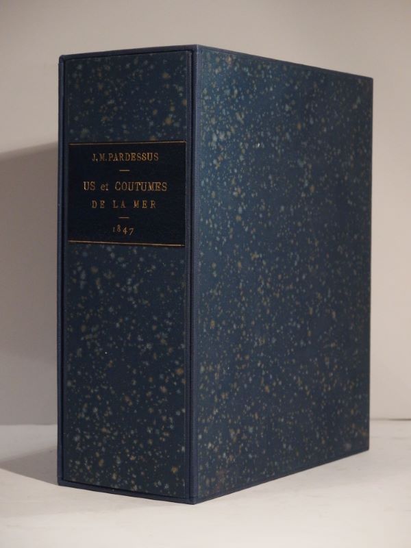 Couverture du livre Estimation du livre « us et coutumes de la mer, ou Collection des usages maritimes des peuples de l’Antiquité et du Moyen-Age. »