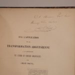 Couverture du livre Estimation du livre « thèses présentées à la Faculté des Sciences de Paris pour obtenir le grade de Docteur ès Sciences mathématiques, par H. Léauté. Etude géométrique du problème de l’intégration des équations différentielles partielles du premier ordre et à trois variables. Du frottement de pivotement. [SUIVI DE:] […] par M. P. V. Rouquet. Etude géométrique des surfaces dont les lignes de courbure d’un système sont planes. [DE:] […] par M. G. Demartres. Sur les Surfaces à génératrice circulaire. [DE:] […], par M. Legoux. Etude analytique et géométrique d’une famille de courbes représentées par une équaiton différentielle du premier ordre. [DE:] […], par M. Duport. Sur un mode particulier de représentation des imaginaires. [DE:] […], par M. C.-Alph. Valson. Thèse d’analyse : Application de la théorie des coordonnées elliptiques à la géométrie de l’ellipsoïde. Thèse d’astronomie : Questions proposées par la Faculté. [DE:] Mémoire sur les surfaces dont les rayons de courbure, en chaque point, sont égaux et de signes contraires, par M. E. Catalan. [DE:] Académie Royale de Belgique : Mémoire en réponse à la question suivante : Trouver les lignes de courbure du lieu des points dont la somme des distances à deux droites qui se coupent est constante, par M. Eugène Catalan. [DE:] Sur l’Application de la transformation arguésienne à la génération des courbes et surfaces géométriques, par Louis Saltel. [ET DE:] Mémoire sur l’emploi d’un nouveau système de variables dans l’étude des propriétés des surfaces courbes, par M. Ossian Bonnet. »