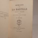 Couverture du livre Estimation du livre « mémoires sur la Bastille : Linguet – Dusaulx. Publiés avec Préface, Notes et Tables par H. Monin. »