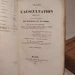 Couverture du livre Estimation du livre « traité de l’auscultation médiate et des maladies des poumons et du coeur, par R.-T.-H. Laennec. Troisième édition, augmentée de notes ; par Mériadec Laennec. »
