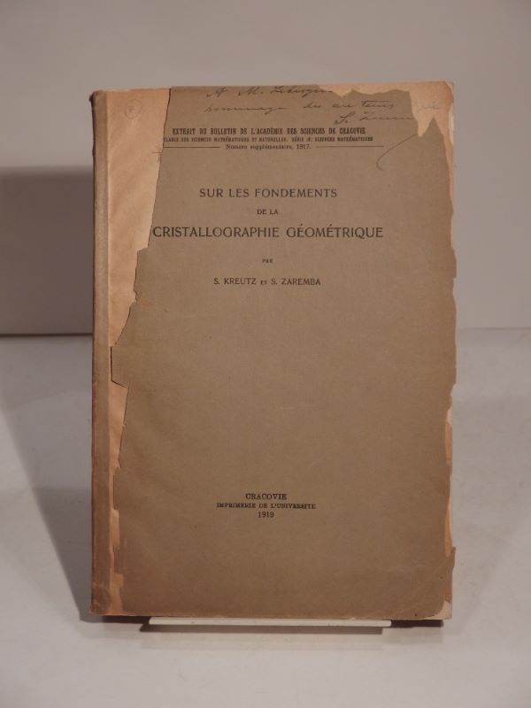 Couverture du livre Estimation du livre « sur les Fondements de la cristallographie géométrique »