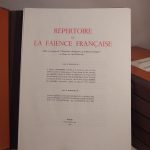 Couverture du livre Estimation du livre « répertoire de la faïence française. Publié à l’occasion de l’Exposition rétrospective de la Faïence Française au Musée des Arts Décoratifs […]. »