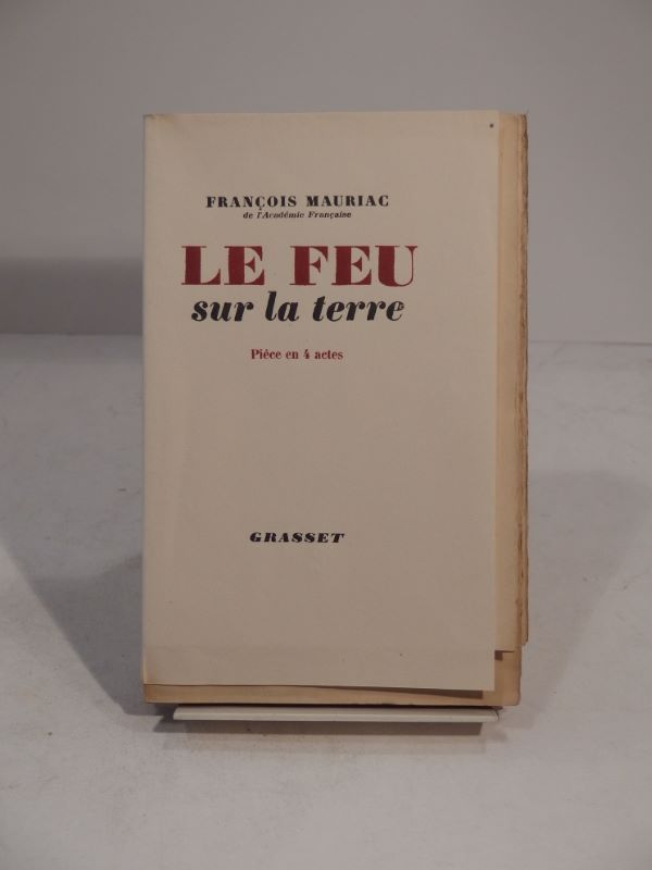 Couverture du livre Estimation du livre « le Feu sur la Terre. Pièce en quatre actes. »