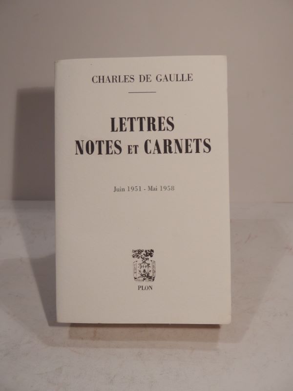 Couverture du livre Estimation du livre « lettres, Notes et Carnets. Juin 1951 – Mai 1958. »