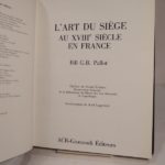 Couverture du livre Estimation du livre « l’Art du siège au XVIIIe siècle en France. Préface de Svend Eriksen. Avant-propos de Karl Lagerfeld. »