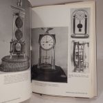 Couverture du livre Estimation du livre « european Pendulum Clocks. Decorative Instruments of Measuring Time. »