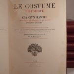 Couverture du livre Estimation du livre « le Costume historique. Cinq cent planches : trois cents en couleurs, or et argent, deux cents en camaïeu. Types principaux du vêtement et de la parure […]. Recueil publié sous la direction de M. A. Racinet, auteur de l’Ornement polychrome, avec des notices explicatives et une étude historique. »