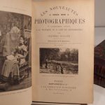 Couverture du livre Estimation du livre « les Nouveautés photographiques. Complément annuel à la pratique et à l’art en photographie, par Frédéric Dillaye. Années 1898, 1899, 1900, 1901, 1902, 1903. Ouvrages ornés d’illustrations dont phototypographies d’après des phototypes de l’auteur. »