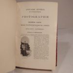 Couverture du livre Estimation du livre « annuaire général et international de la Photographie. 8e année. 1899. Orné d’un très grand nombre d’illustrations dans le texte et hors texte. Directeur : Marc Le Roux. »