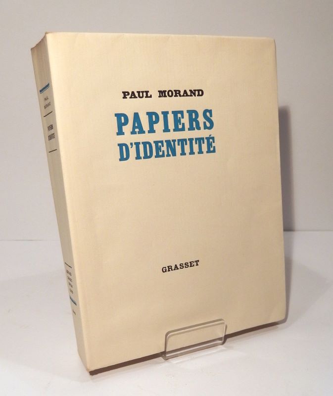 Couverture du livre Estimation du livre « papiers d’identité »