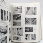 Couverture du livre Estimation du livre « the Collector’s encyclopaedia of dolls »
