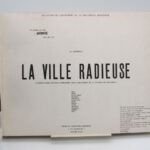 Couverture du livre Estimation du livre « la Ville radieuse »