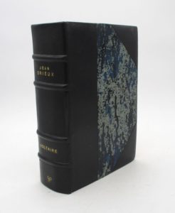 Estimation Ouvrages spécialisés – Chasse - Couverture du livre Estimation du livre « le chasseur rustique, contenant la théorie des armes, du tir et de la chasse au chien d’arrêt, en plaine, au bois, au marais, sur les bancs […] par Adolphe d’Houdetot, suivi d’un Traité complet sur les maladies des chiens, par J. Prudhomme. »