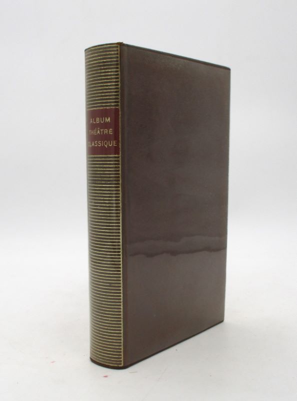 Couverture du livre Estimation du livre « album Théâtre classique. La Vie théâtrale sous Louis XIII et Louis XIV »