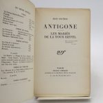 Couverture du livre Estimation du livre « antigone – Les Mariés de la Tour Eiffel »