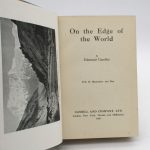 Couverture du livre Estimation du livre « on the Edge of the World »