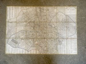 Estimation Voyages-Atlas - Couverture du livre Estimation du livre « plan routier de la ville et faubourg de Paris divisé en 12 municipalités »