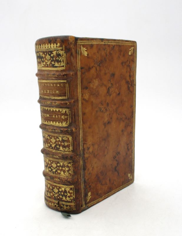 Couverture du livre Estimation du livre « recueil de thèses de médecine soutenues à Montpellier et Avignon entre 1788 et 1789 »