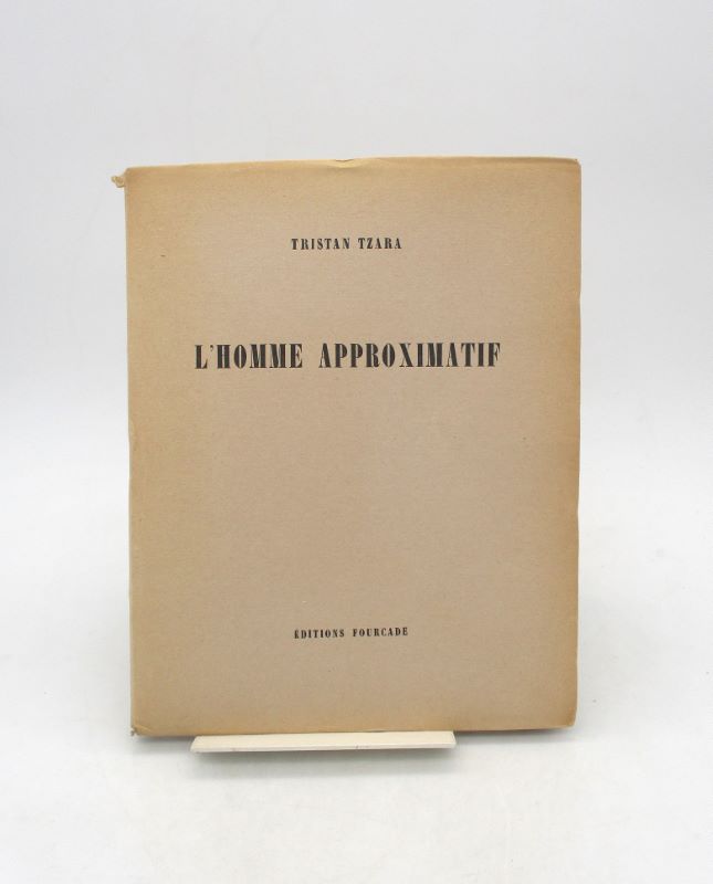 Couverture du livre Estimation du livre « l’Homme approximatif »