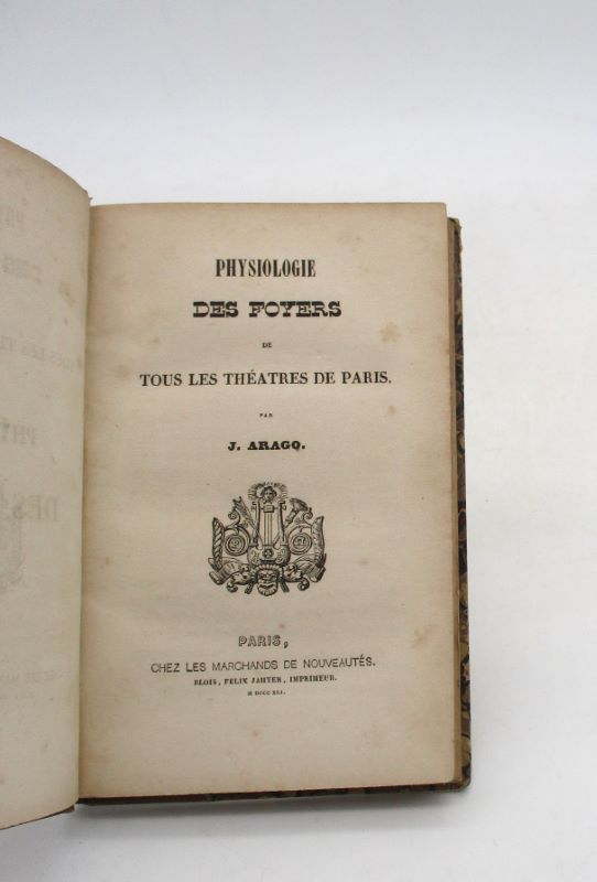 Couverture du livre Estimation du livre « physiologie des foyers de tous les théâtres parisiens »