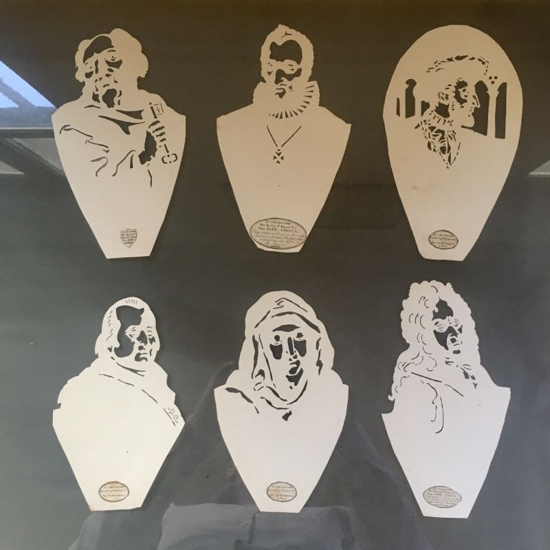 Couverture du livre Estimation du livre « 6 silhouettes découpées »