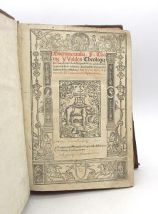 Estimation Sciences Humaines - Couverture du livre Estimation du livre « sacramentalia. F. Thom[a]e VValden Theologi[a]e & Carmelitani Sodalitii professoris celeberrimi: sextu[m] videlicet volumen doctrinalis antiquitatu[m] fidei ecclesi[a]e catholic[a]e co[n]tra VVitcleuistas & eorum asseclas Lutheranos, aliosq[ue] haereticos »