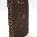 Couverture du livre Estimation du livre « dissertation de Mr Arnauld docteur de Sorbonne, sur la manière dont Dieu a fait les fréquens Miracle de l’ancienne Loy par le ministère des anges »