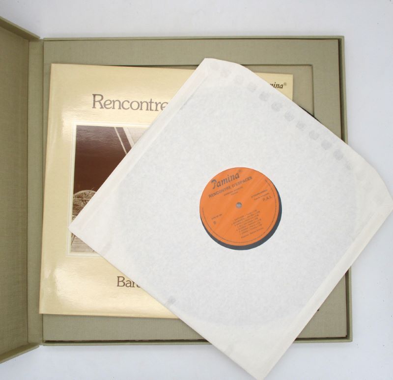 Couverture du livre Estimation du livre « rencontres d’espaces »