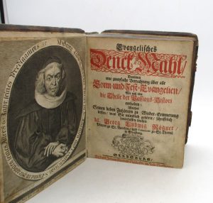 Estimation Livre ancien - Couverture du livre Estimation du livre « evangelisches Denck-Mahl: Darinnen eine zweyfache Betrachtung über alle Sonn- und Fest-Evangelien, Wie auch über die Theile der Passions-Histori enthalten »