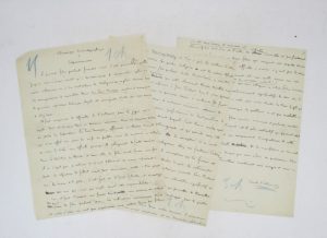 Estimation Lettre autographes - Couverture du livre Estimation du livre &laquo;&nbsp;expériences – Chronique cinématographique : manuscrit autographe signé&nbsp;&raquo;