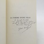 Couverture du livre Estimation du livre &laquo;&nbsp;la Forme d&rsquo;une ville&nbsp;&raquo;