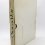 Couverture du livre Estimation du livre &laquo;&nbsp;christian Dior 1905-1957&nbsp;&raquo;