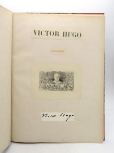 Estimation Lettre autographes - Couverture du livre Estimation du livre &laquo;&nbsp;victor Hugo grand-père : album factice comprenant un poème autographe signé&nbsp;&raquo;