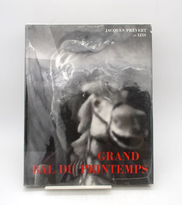 Couverture du livre Estimation du livre « grand bal du printemps . Photographies sur Paris »