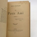 Couverture du livre Estimation du livre « le petit ami »