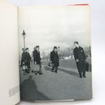 Couverture du livre Estimation du livre « instantanés de Paris. 148 photographies en noir. Préface de Blaise Cendrars. Présentation d’Albert Plécy. »