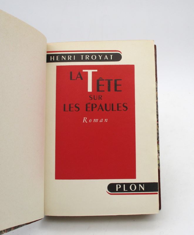 Couverture du livre Estimation du livre « la tête sur les épaules »