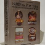 Couverture du livre Estimation du livre « boîtes en porcelaine des manufactures européenes au 18e siècle. »
