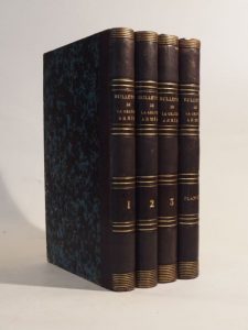 Estimation Histoire - Couverture du livre Estimation du livre « bulletins de la Grande Armée précédés et accompagnés des rapports sur les armées françaises de 1792 à 1815, avec des notes historiques et des notes biographiques renfermant des documents entièrement inédits et L’Histoire militaire de Napoléon. Tomes 1, 2, 3 et un volume de planches : Galerie historique des Bulletins de la Grande Armée. »