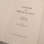 Couverture du livre Estimation du livre « le Roman de Tristan et Iseut, renouvelé par Joseph Bédier. Illustré de compositions originales de Job. »