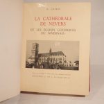 Couverture du livre Estimation du livre « la cathédrale de Nevers et les églises gothiques du Nivernais. »