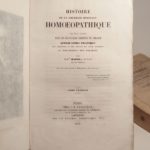 Couverture du livre Estimation du livre « histoire de la doctrine médicale homoeopathique (homéopathique), son état actuel dans les principales contrées de l’Europe, application pratique des principes et des moyens de cette doctrine au traitement des maladies. Orné du portrait de Hahnemann, gravé sur acier. »